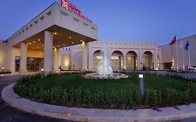 Hilton Garden Inn  5*